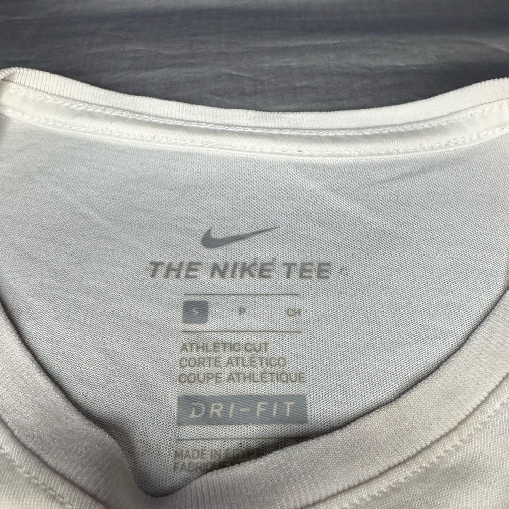 Mens Nike Lebron Greatness Graphic Gym Tee White - Picture 3 of 5